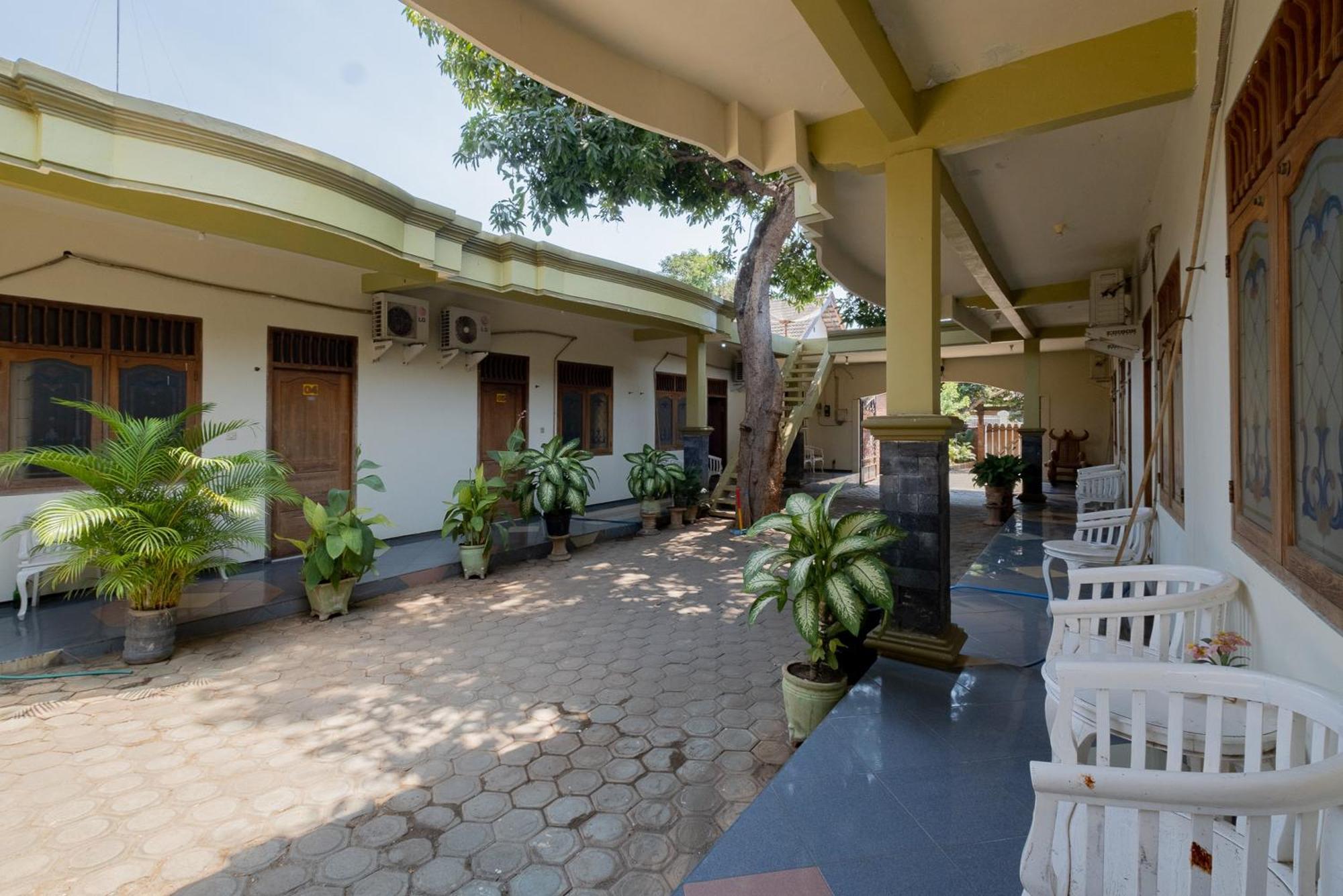 Reddoorz Syariah At Jalan Sunan Giri Tuban Tuban (Java) Exterior foto