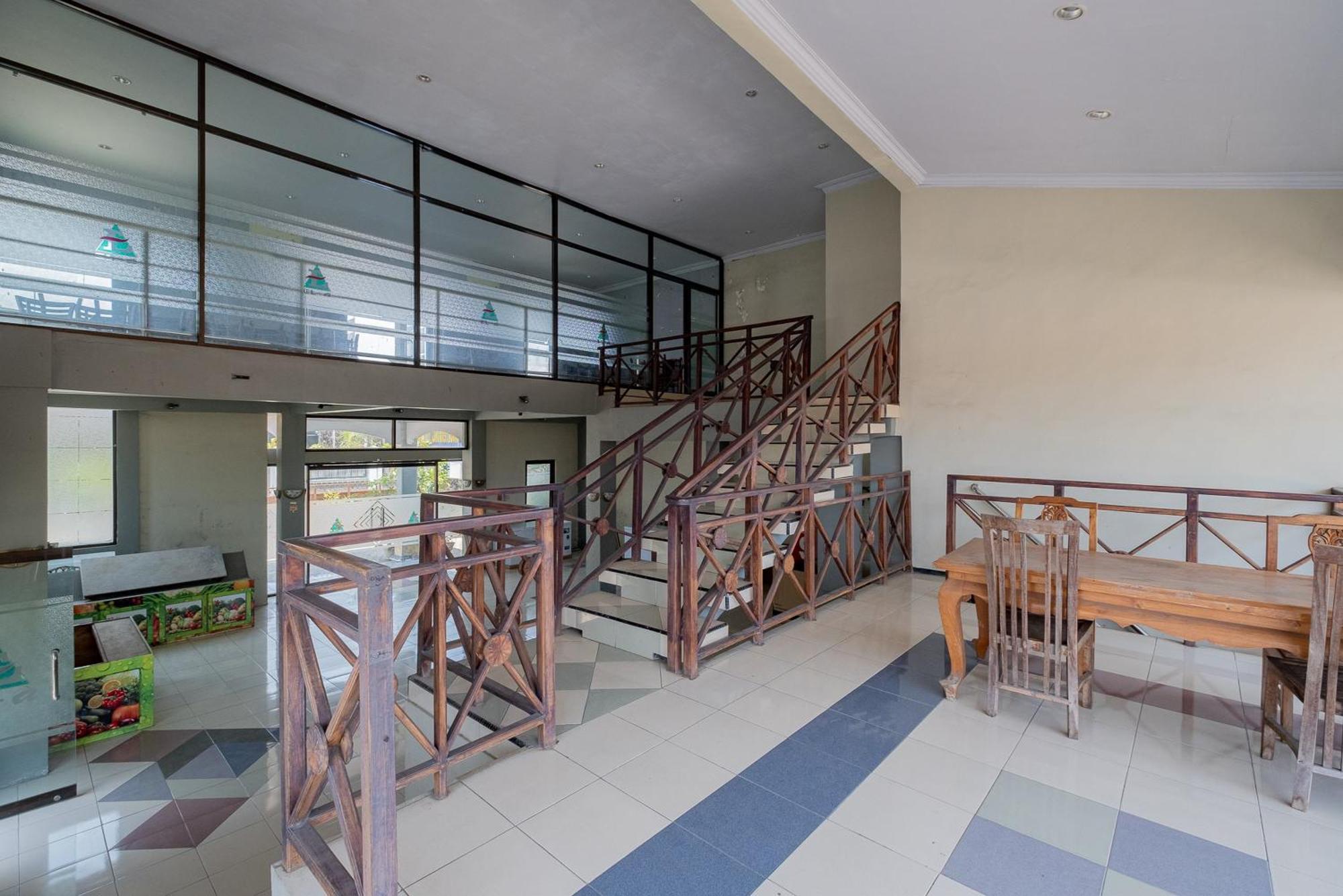 Reddoorz Syariah At Jalan Sunan Giri Tuban Tuban (Java) Exterior foto